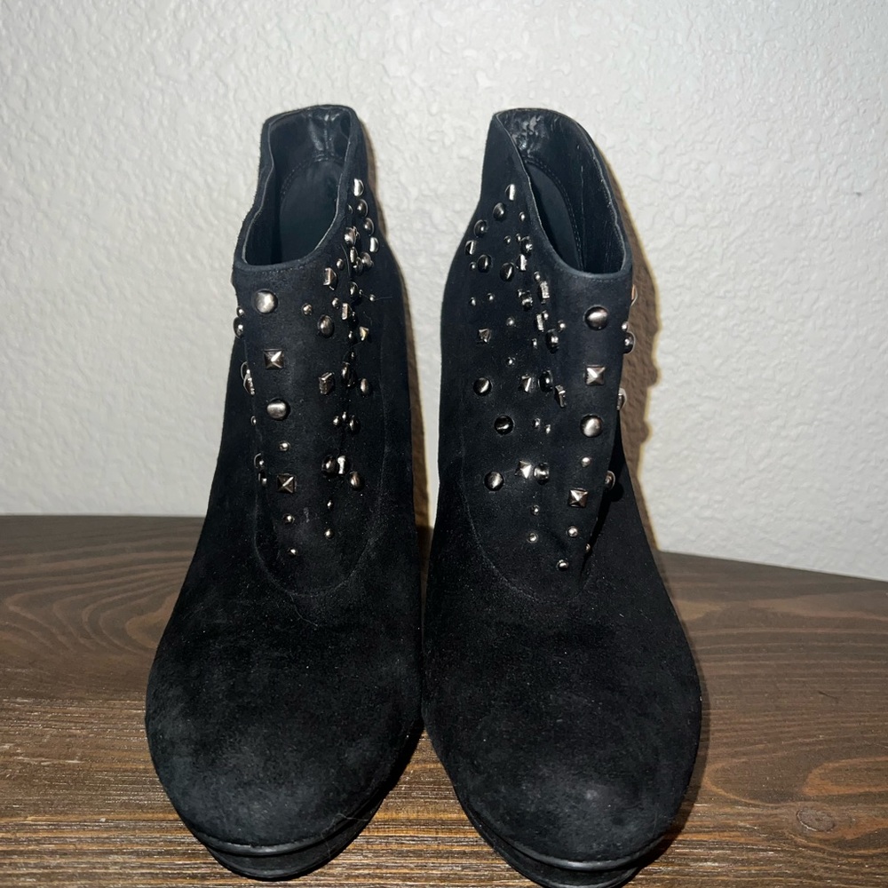 BCBGeneration Women's Heeled Boot Black Size 7B/37